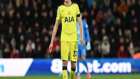 孔塞桑加盟AC米兰，立志欧冠征程，追逐执教梦想成真